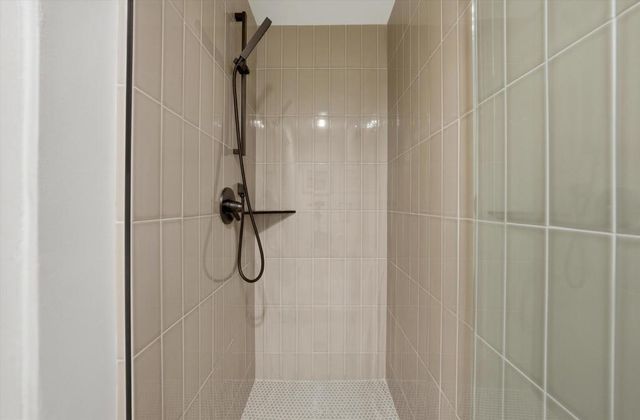 910 Island Drive 110, Rancho Mirage, CA 92270