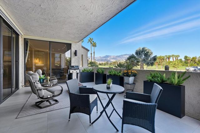 910 Island Drive 110, Rancho Mirage, CA 92270