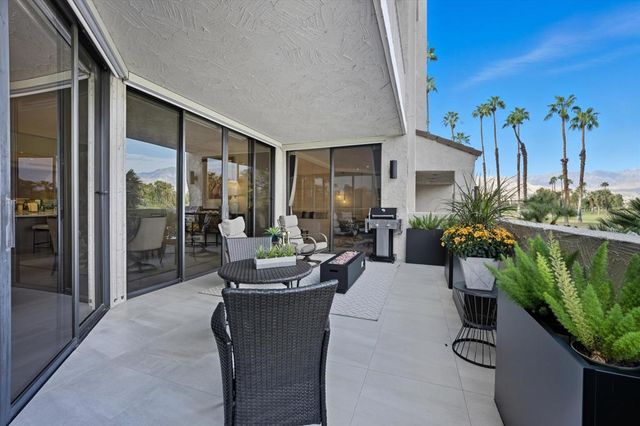 910 Island Drive 110, Rancho Mirage, CA 92270