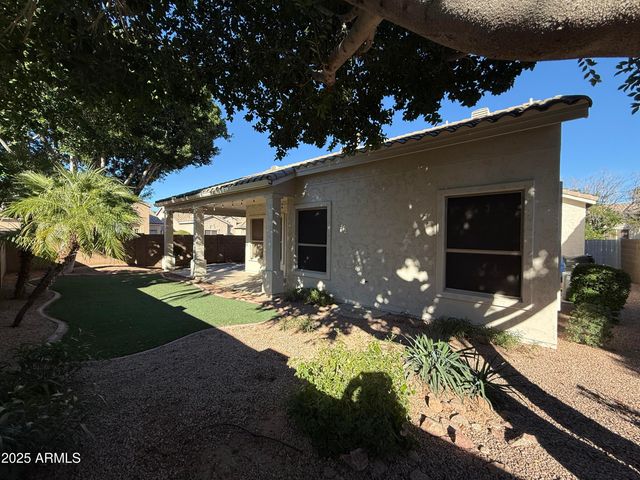 4805 E WAGONER Road, Scottsdale, AZ 85254