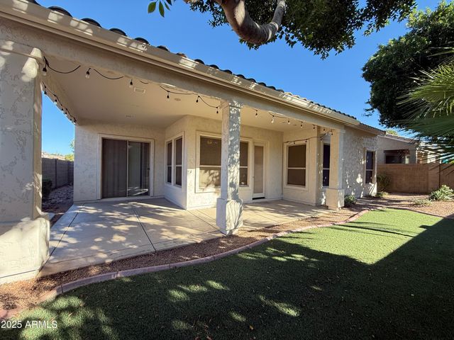 4805 E WAGONER Road, Scottsdale, AZ 85254