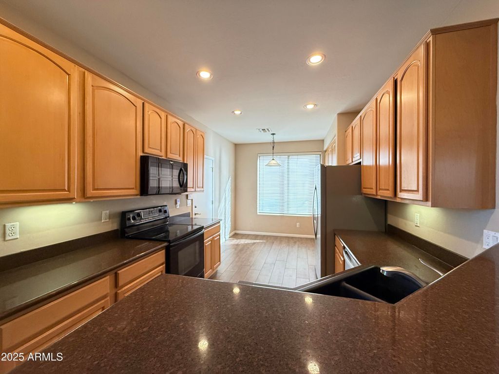 4805 E WAGONER Road, Scottsdale, AZ 85254