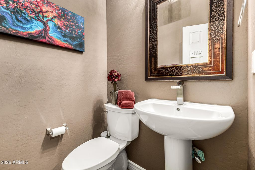 Image 15 of property listing at 5920 N 132ND Drive, Litchfield Park, AZ 85340