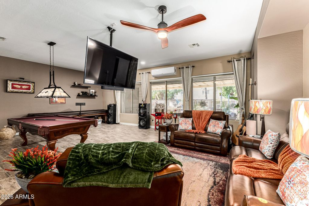 Image 7 of property listing at 5920 N 132ND Drive, Litchfield Park, AZ 85340