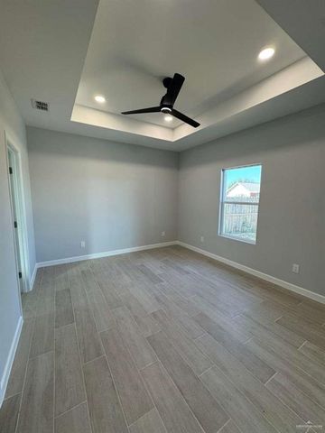 400 Tower Hills Street, Alamo, TX 78516