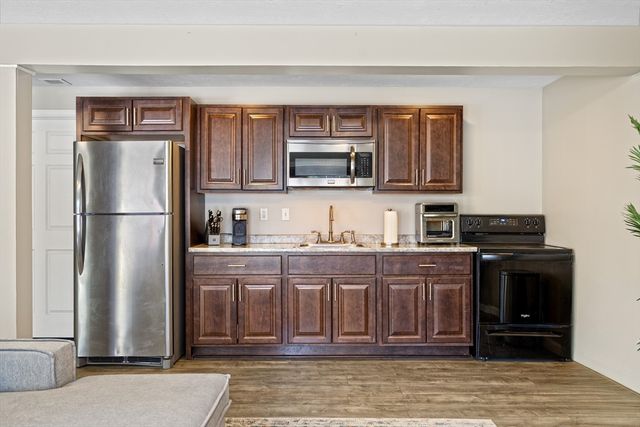 84 Montcalm Street, Chicopee, MA 01020