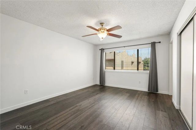 22038 Vanowen St. 215, Woodland Hills, CA 91303