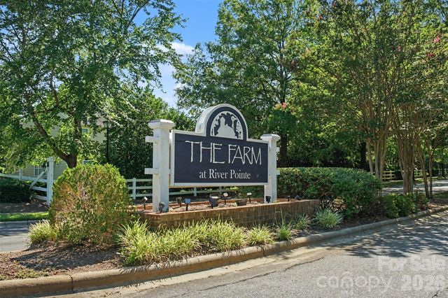 3324 Brackhill Street, Davidson, NC 28036