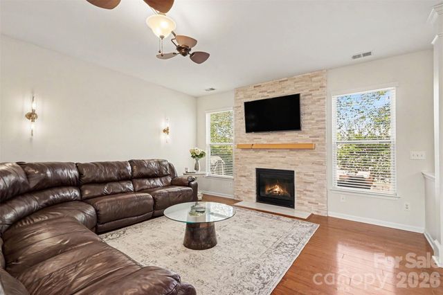 3324 Brackhill Street, Davidson, NC 28036
