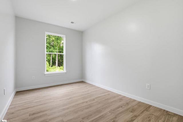 48 Lily Street, Greenville, SC 29617