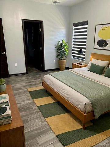 5504 San Roman Drive, Edinburg, TX 78542