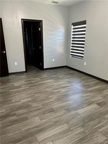 5504 San Roman Drive, Edinburg, TX 78542