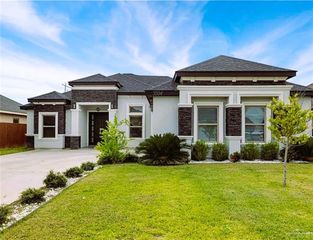 5504 San Roman Drive, Edinburg, TX 78542