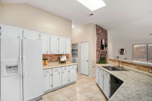 7562 Beaver Tree, San Antonio, TX 78249