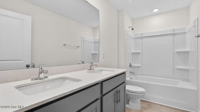 300 Maddox Drive, Aberdeen, NC 28315