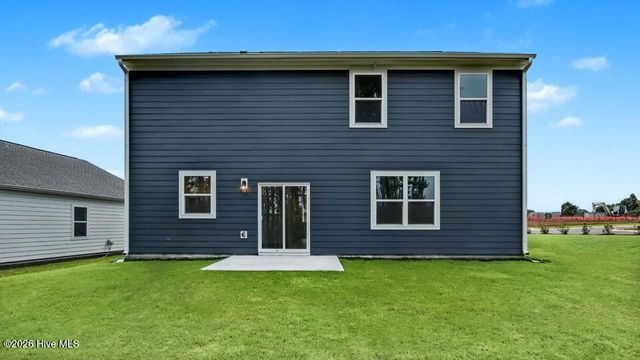300 Maddox Drive, Aberdeen, NC 28315