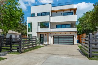 3321 Coronet Boulevard, Dallas, TX 75212
