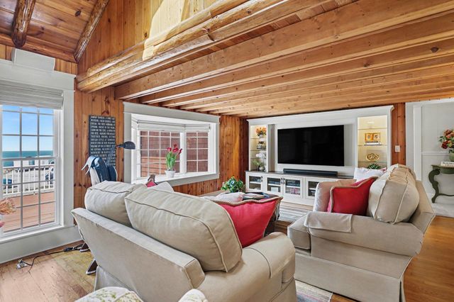 77102 Marwood Drive, South Haven Twp, MI 49090