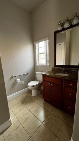 225 DAVID WALKER DRIVE C5, Tavares, FL 32778