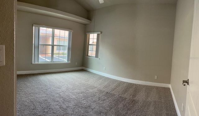 225 DAVID WALKER DRIVE C5, Tavares, FL 32778