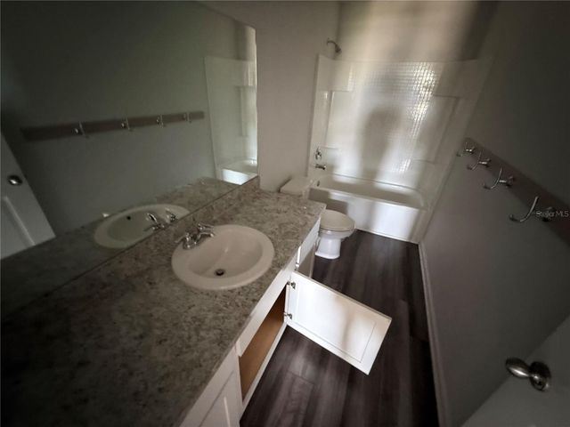 462 SPOTTED SLIPPER PLACE, Ruskin, FL 33570