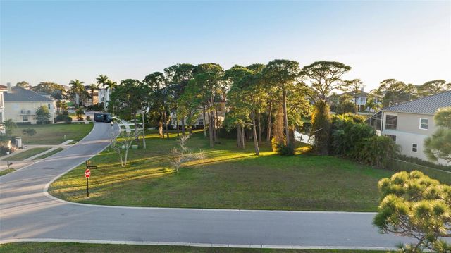 N POINTE ALEXIS DRIVE, Tarpon Springs, FL 34689