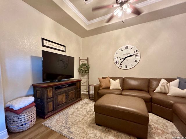 1715 Mountain Springs, Canyon Lake, TX 78133