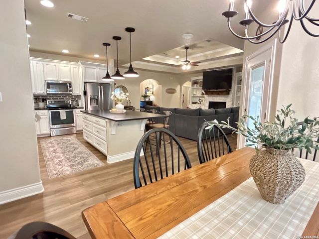 1715 Mountain Springs, Canyon Lake, TX 78133