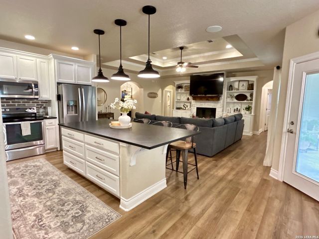 1715 Mountain Springs, Canyon Lake, TX 78133