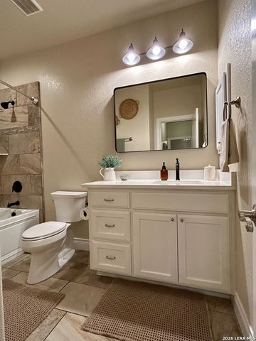 1715 Mountain Springs, Canyon Lake, TX 78133