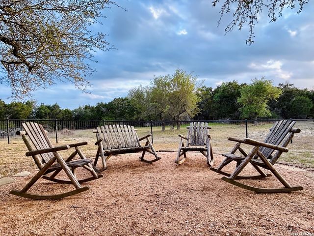 1715 Mountain Springs, Canyon Lake, TX 78133