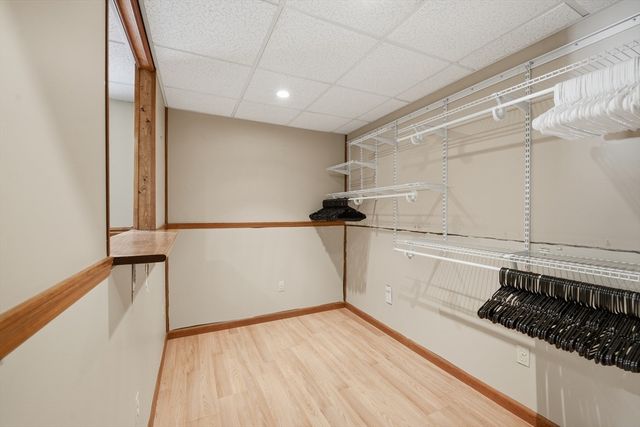 62 Campbell Dr, Easthampton, MA 01027