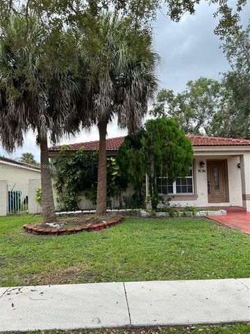 9136 NW 192nd Terrace, Hialeah, FL 33018