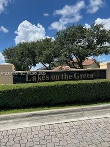9136 NW 192nd Terrace, Hialeah, FL 33018