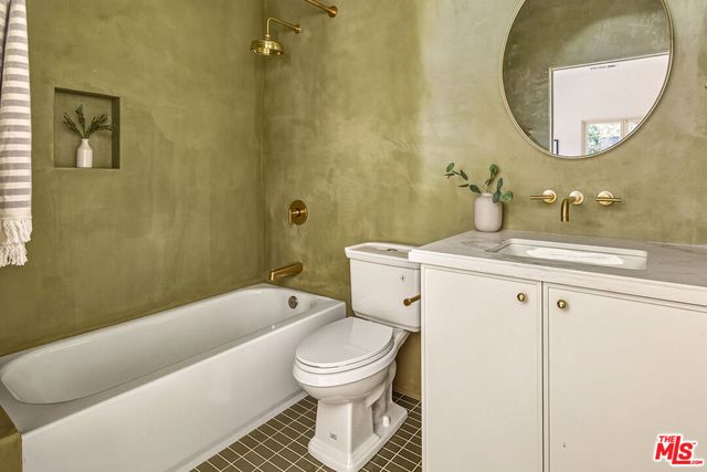 585 Mountain View Street, Altadena, CA 91001