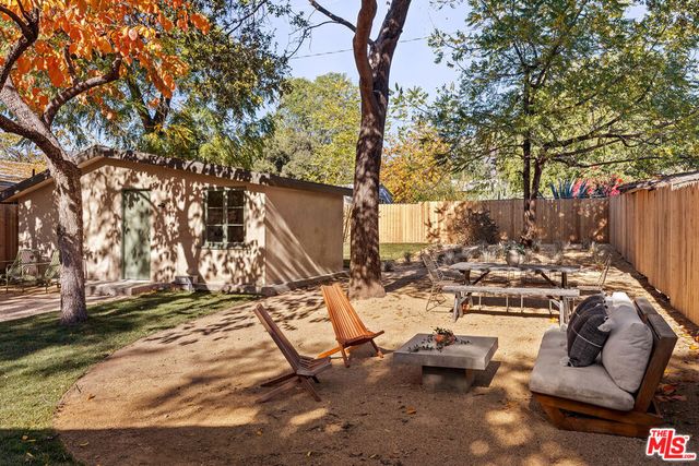 585 Mountain View Street, Altadena, CA 91001