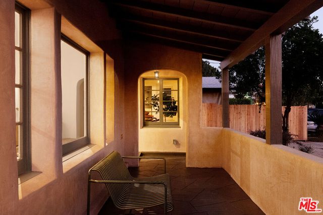 585 Mountain View Street, Altadena, CA 91001