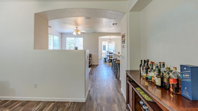 1892 Parkside Way, Oakdale, CA 95361
