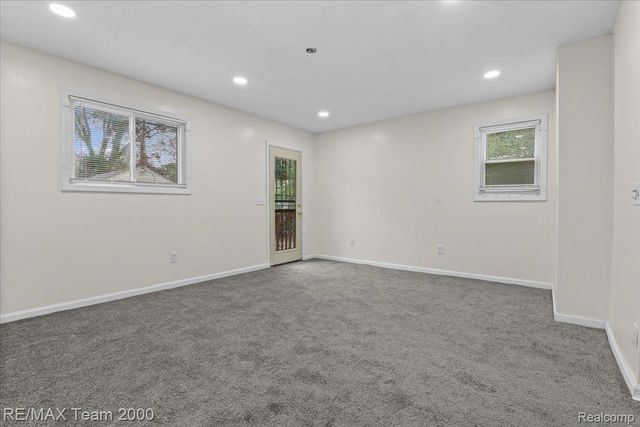 15455 Mapleridge Street, Detroit, MI 48205