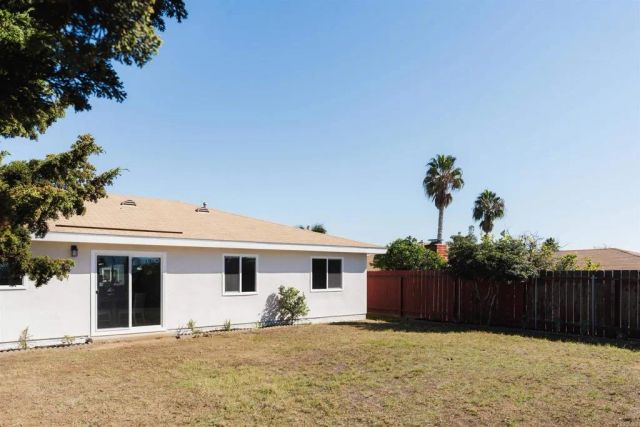 147 Edgewood Drive, Oceanside, CA 92054
