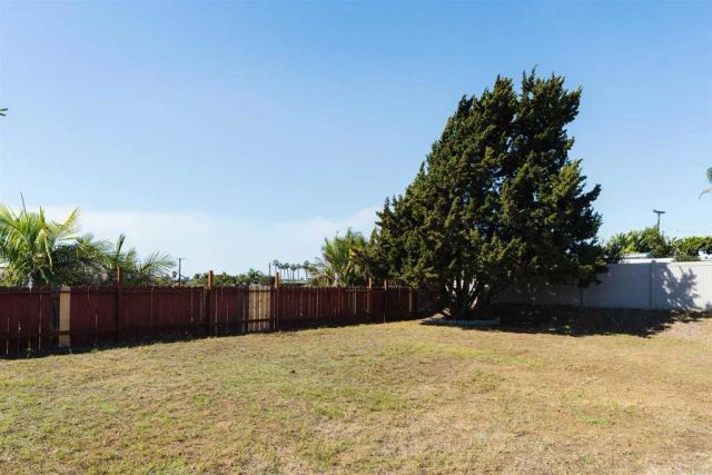 147 Edgewood Drive, Oceanside, CA 92054
