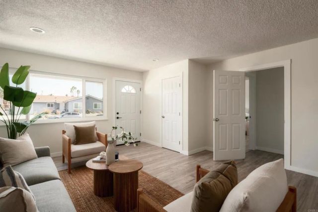 147 Edgewood Drive, Oceanside, CA 92054