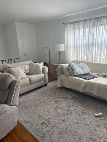 26 Quebec Road S 2, Island Park, NY 11558