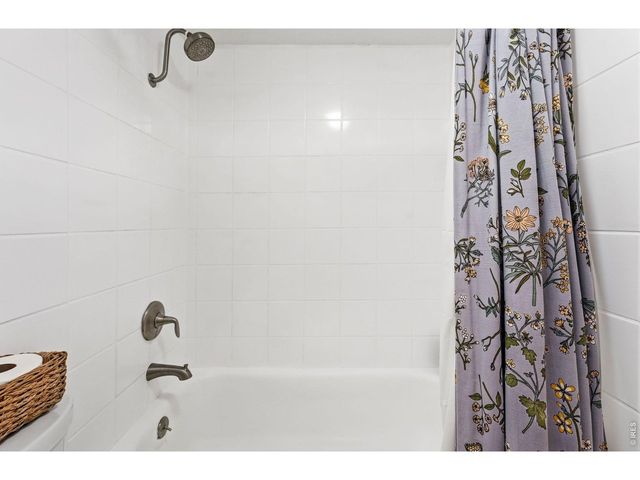 1185 Bear Mountain Dr B, Boulder, CO 80305