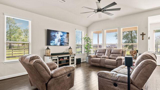 9239 White Tail Drive, Conroe, TX 77303