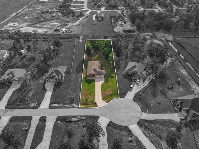 9239 White Tail Drive, Conroe, TX 77303