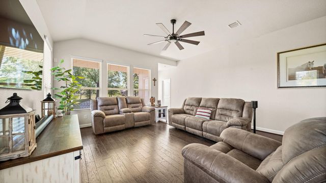 9239 White Tail Drive, Conroe, TX 77303