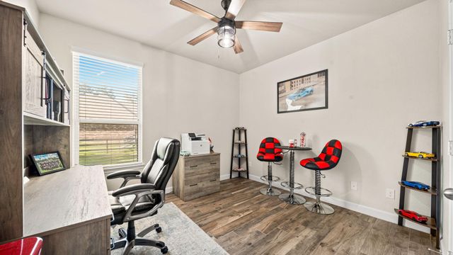 9239 White Tail Drive, Conroe, TX 77303