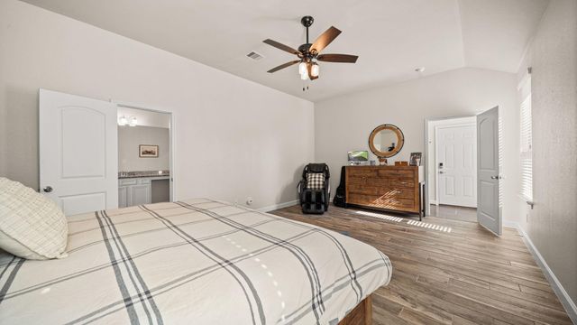 9239 White Tail Drive, Conroe, TX 77303