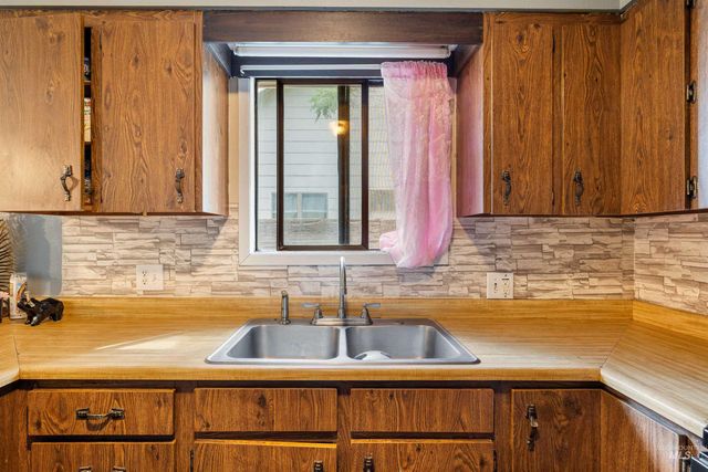120 E Avenue C, Jerome, ID 83338